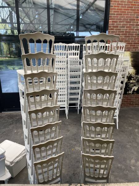 livraison de chaises pour mon mariage en normandie